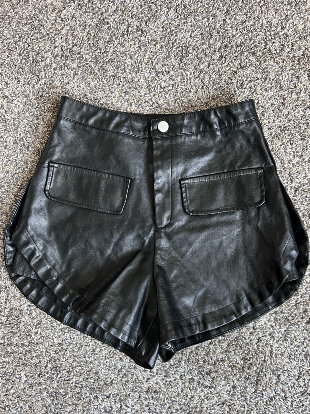 Faux Leather High Rise Short Shorts size smal